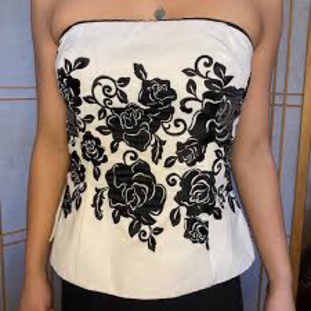 White House Black Market Floral Bustier with Black Embroidered Flowers 🌺